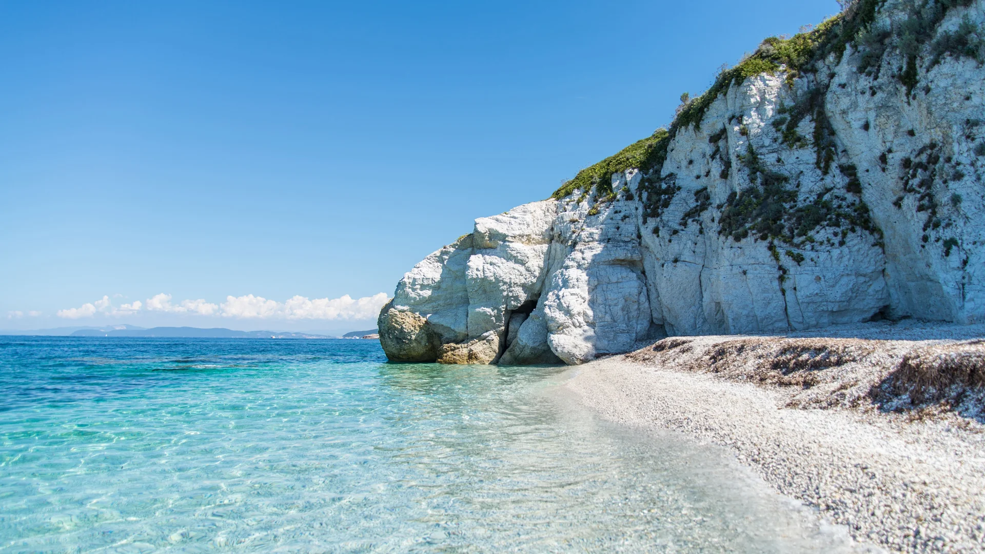 Toscana dal mare — Isole, natura e navigazione classica.